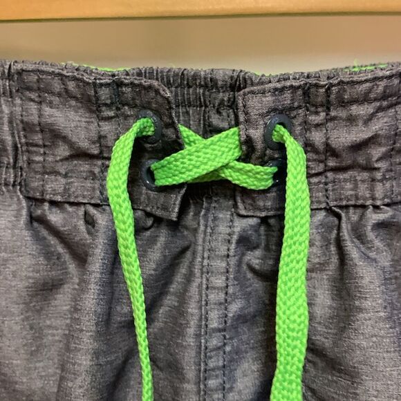 Speedo NWOT Marina Gray Lime Green 20” Swim Trunks Size L - Picture 7 of 14